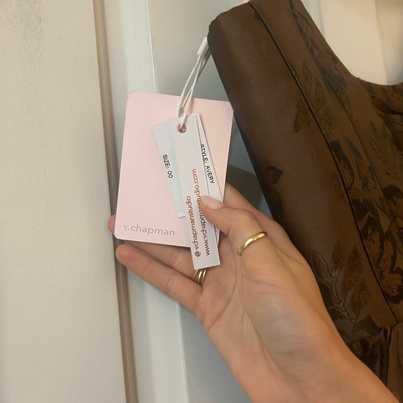 V. Chapman The Avery Dress in Cocoa Baroque Floral - Picture 5 of 5